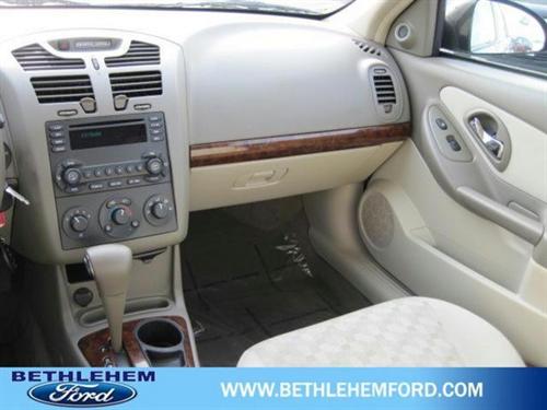 Chevrolet Malibu 2004 photo 3