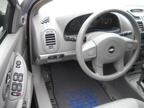 Chevrolet Malibu 2004 photo 4
