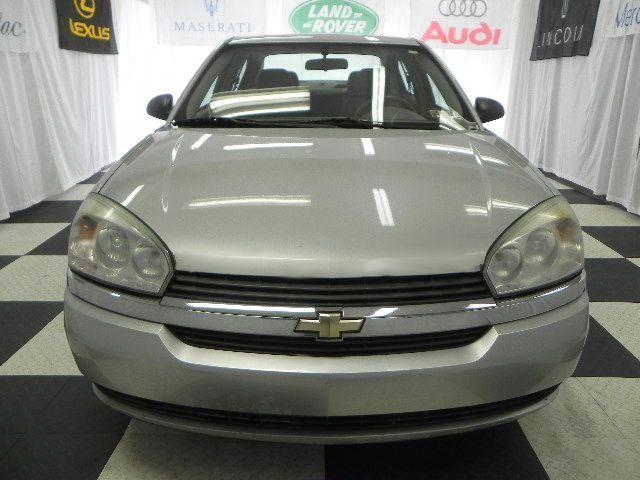 Chevrolet Malibu 2004 photo 3