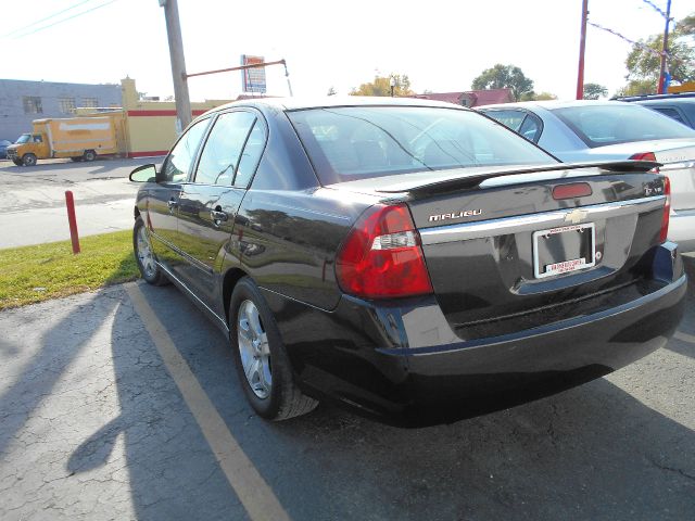 Chevrolet Malibu SL1 Sedan