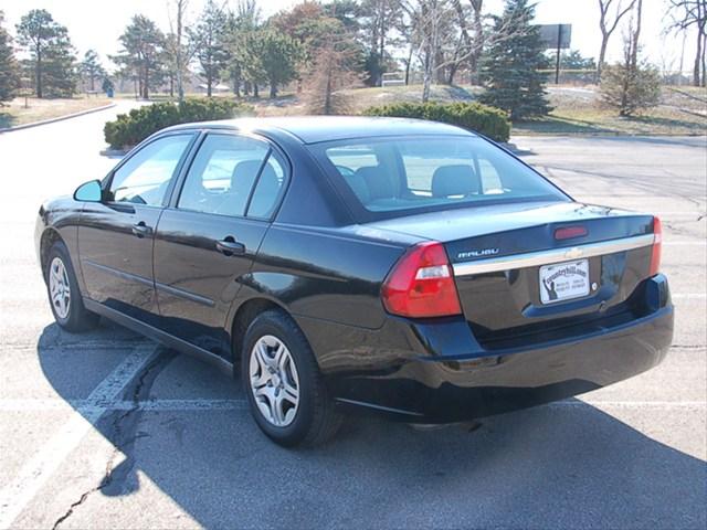 Chevrolet Malibu 2004 photo 5