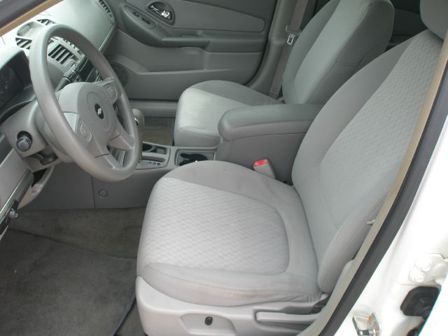 Chevrolet Malibu 2005 photo 16