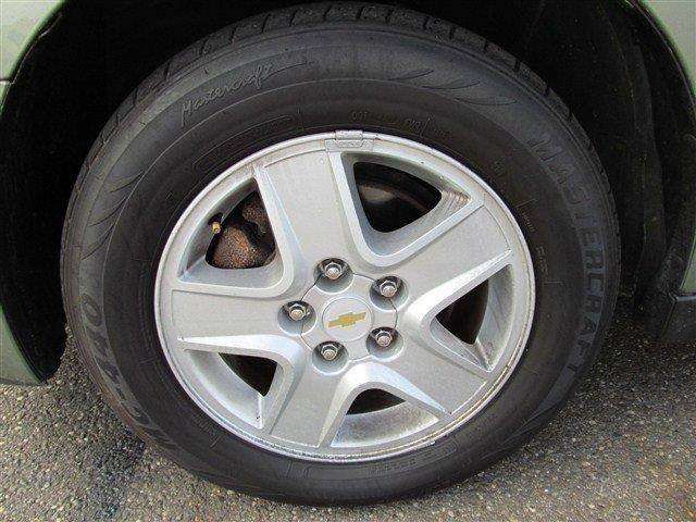 Chevrolet Malibu 2005 photo 3