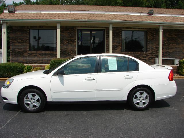 Chevrolet Malibu 2005 photo 4