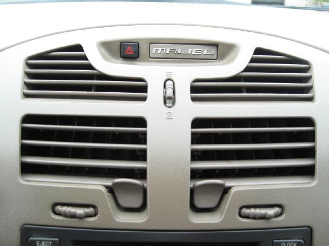 Chevrolet Malibu Touring W/nav.sys Sedan