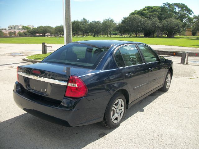 Chevrolet Malibu 2005 photo 2