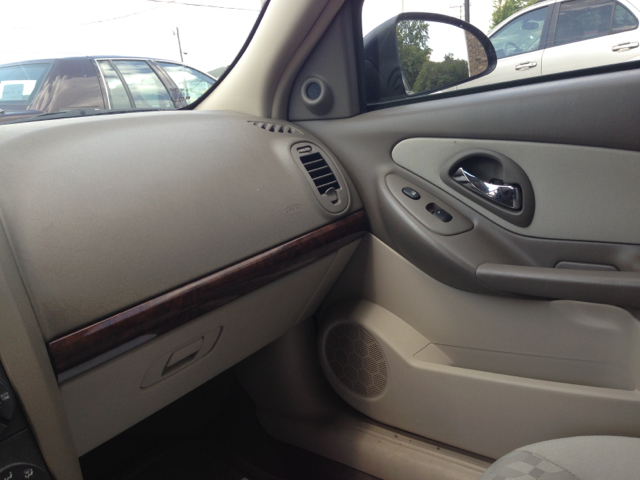 Chevrolet Malibu 2005 photo 3