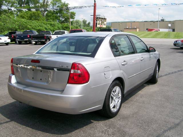 Chevrolet Malibu 2006 photo 2