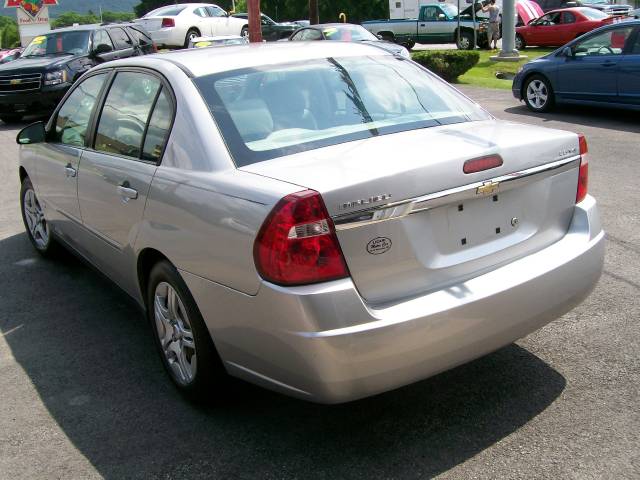 Chevrolet Malibu 2006 photo 3