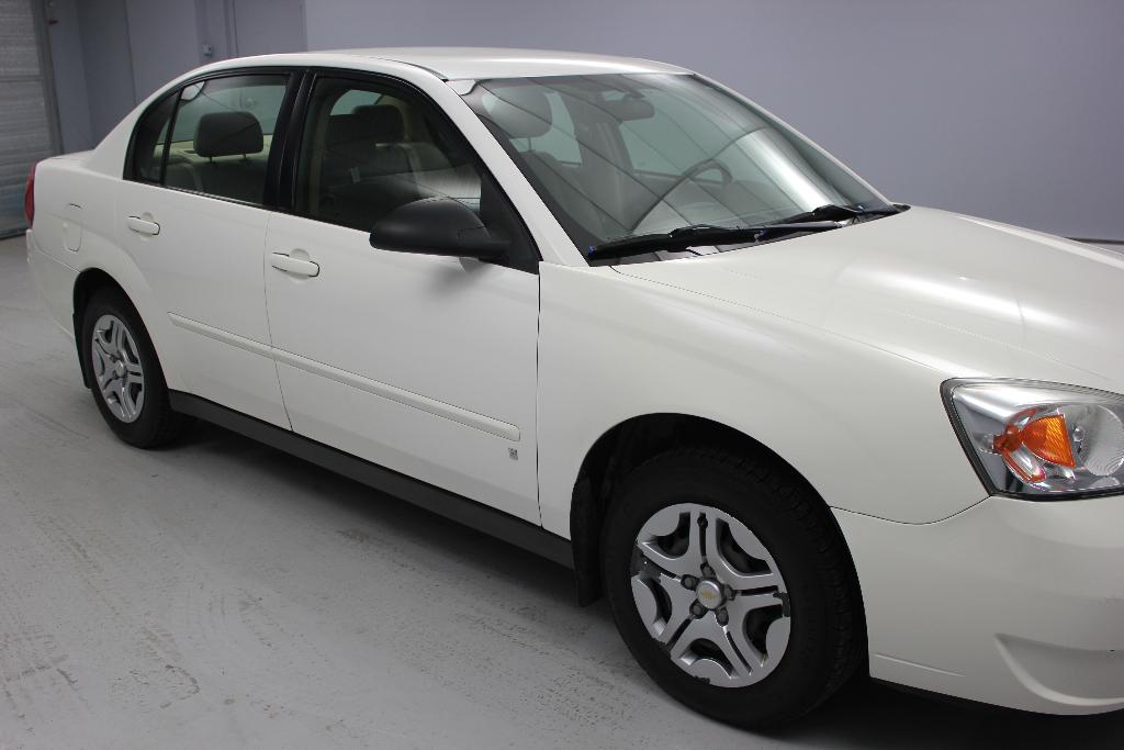 Chevrolet Malibu 2006 photo 3