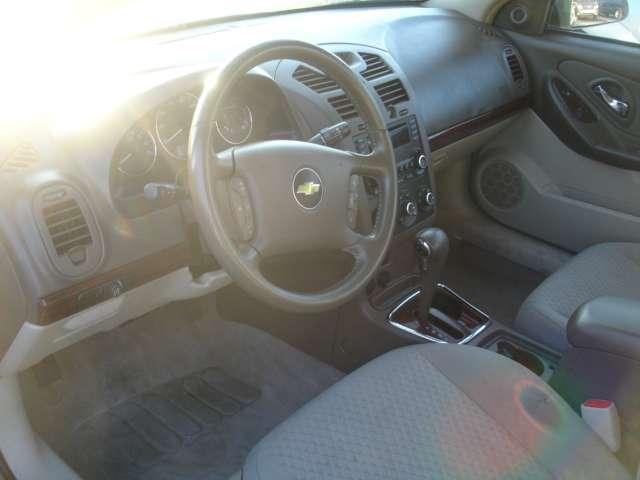 Chevrolet Malibu 2006 photo 2