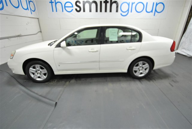 Chevrolet Malibu 2006 photo 3