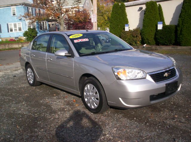 Chevrolet Malibu 2006 photo 2