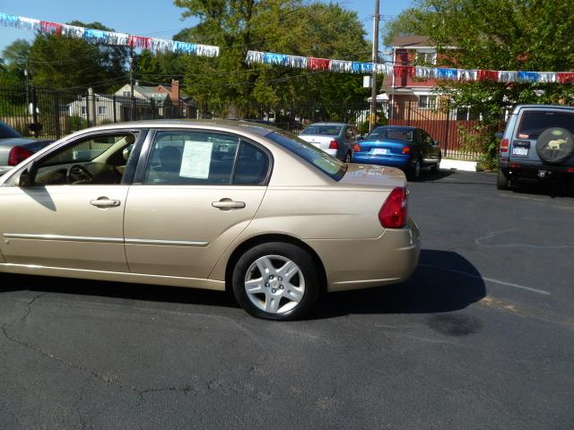 Chevrolet Malibu 2006 photo 2