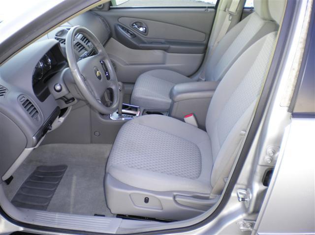 Chevrolet Malibu 2006 photo 2