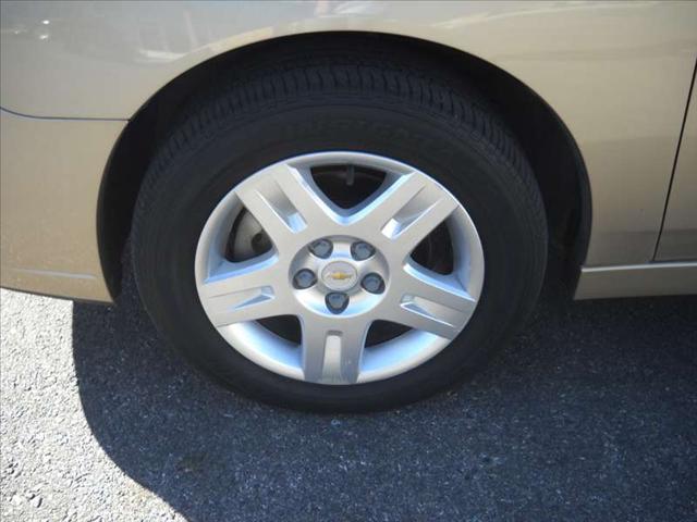 Chevrolet Malibu 2006 photo 2