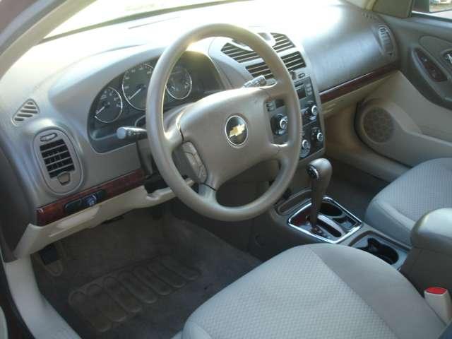 Chevrolet Malibu 2006 photo 2