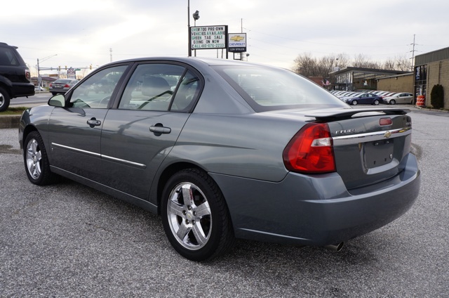 Chevrolet Malibu 2006 photo 2