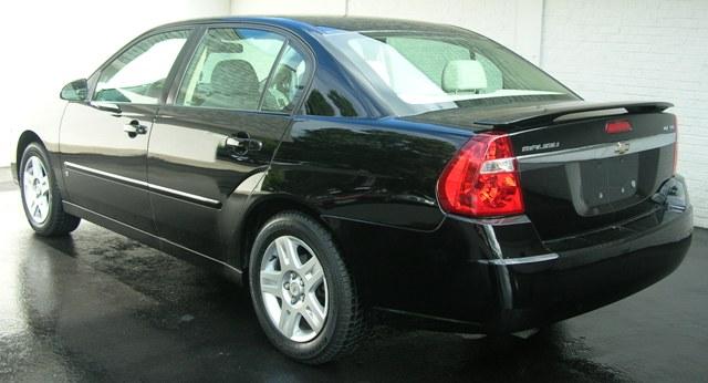 Chevrolet Malibu 2006 photo 2