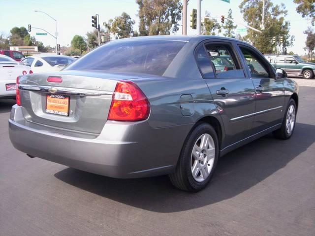 Chevrolet Malibu 2006 photo 2