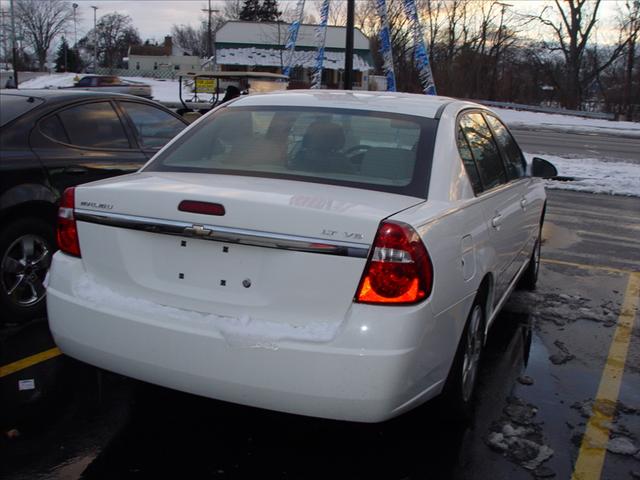 Chevrolet Malibu 2006 photo 2