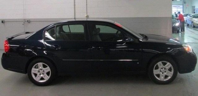 Chevrolet Malibu 2006 photo 2