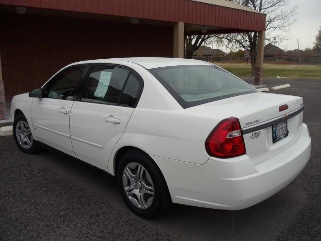 Chevrolet Malibu 2006 photo 3
