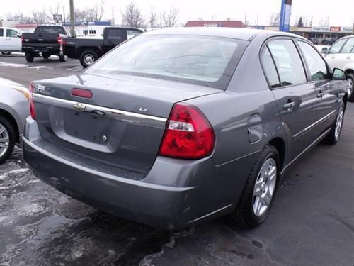Chevrolet Malibu 2006 photo 2