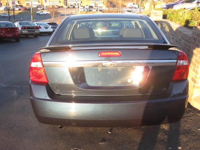 Chevrolet Malibu 2006 photo 2