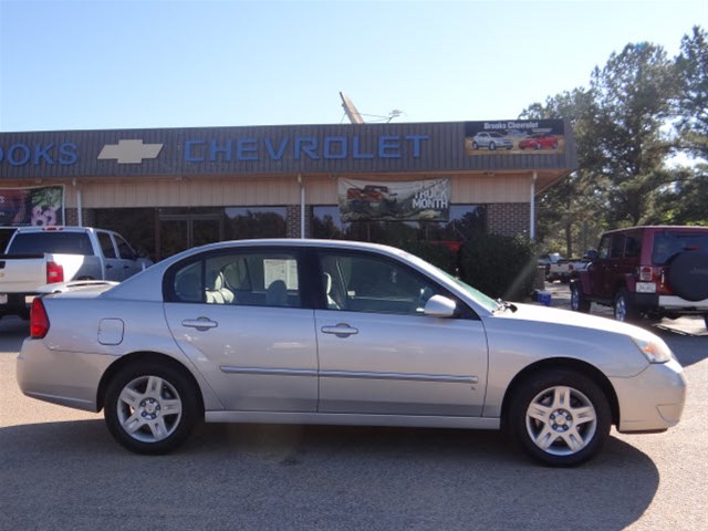 Chevrolet Malibu 2006 photo 2