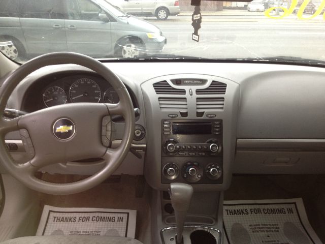 Chevrolet Malibu 2006 photo 2
