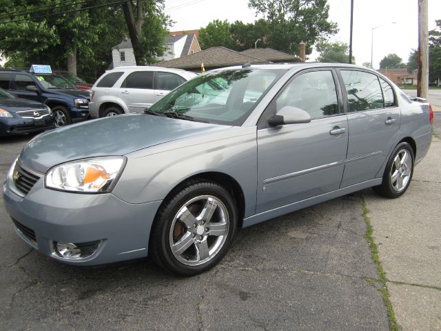 Chevrolet Malibu SLE SLT WT Sedan
