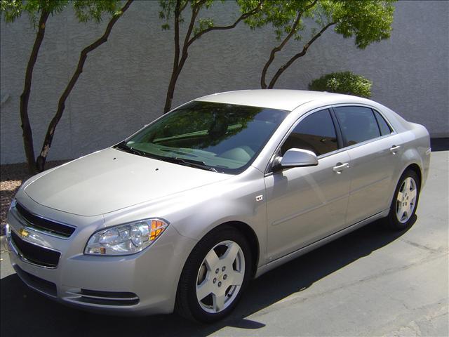 Chevrolet Malibu 4dr AWD SUV Sedan