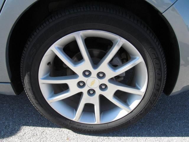 Chevrolet Malibu 2008 photo 3