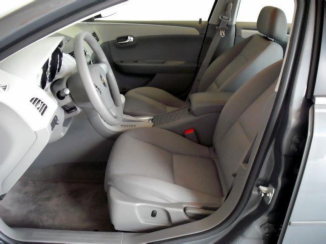 Chevrolet Malibu 2008 photo 2