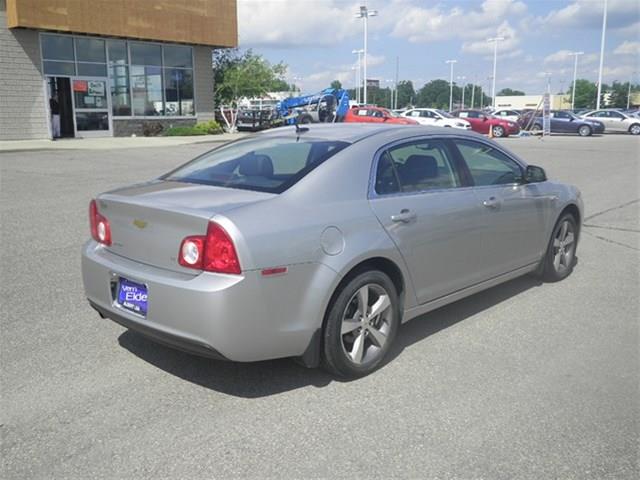 Chevrolet Malibu 2008 photo 3