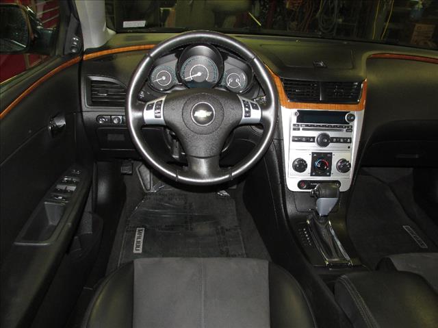 Chevrolet Malibu 5-passenger W/gray Interior Sedan