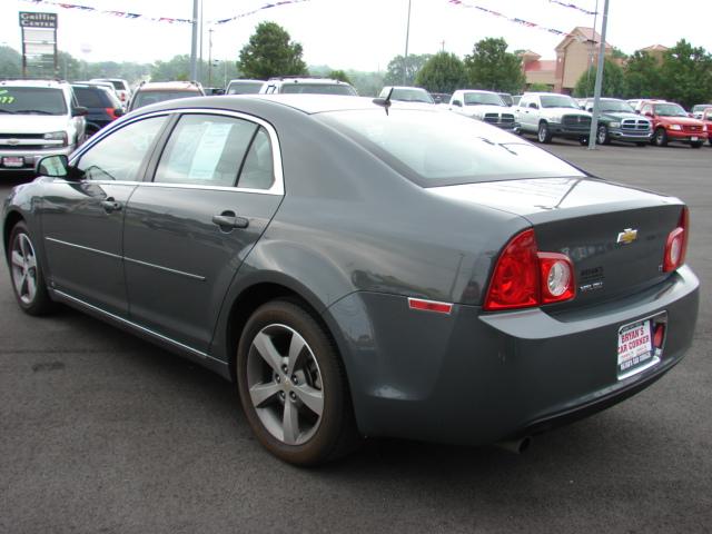 Chevrolet Malibu 2009 photo 2