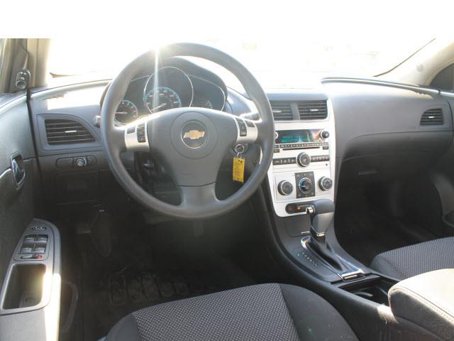 Chevrolet Malibu 2009 photo 4