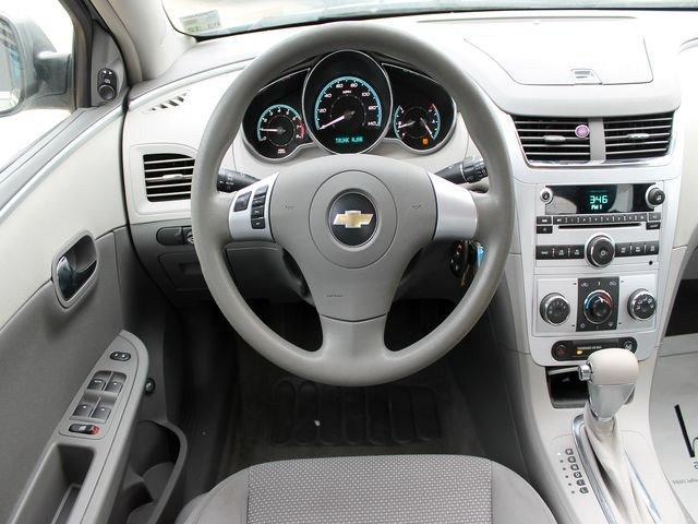 Chevrolet Malibu 2009 photo 4