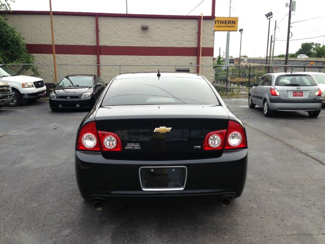 Chevrolet Malibu 2009 photo 3