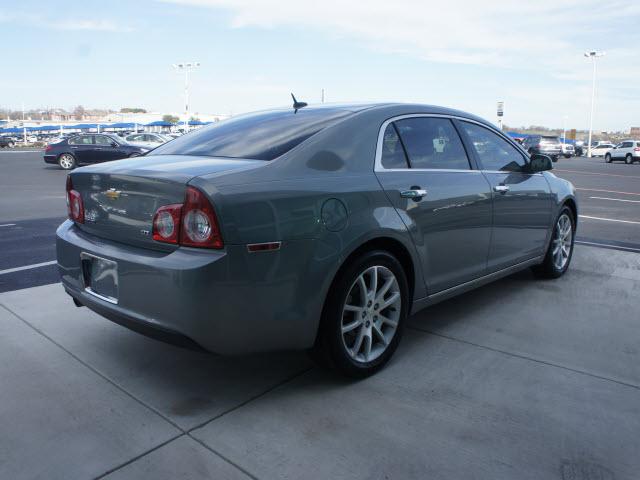 Chevrolet Malibu 2009 photo 4