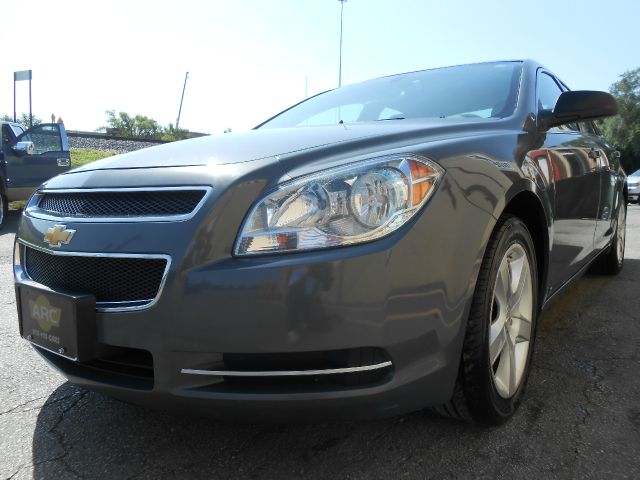 Chevrolet Malibu 2009 photo 2