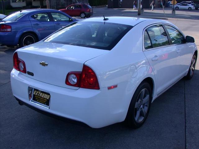 Chevrolet Malibu 2009 photo 2