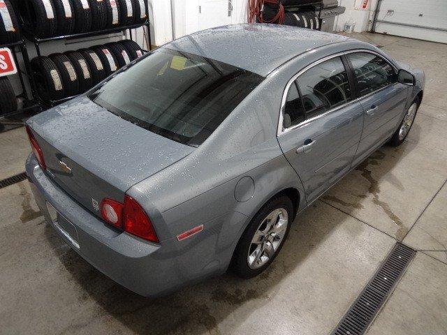 Chevrolet Malibu 2009 photo 3