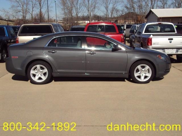 Chevrolet Malibu Limited 4.6L AWD Sedan