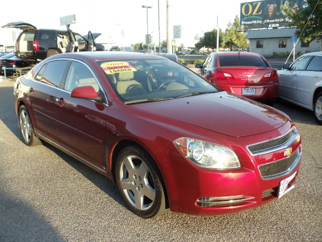 Chevrolet Malibu 4dr AWD SUV Sedan