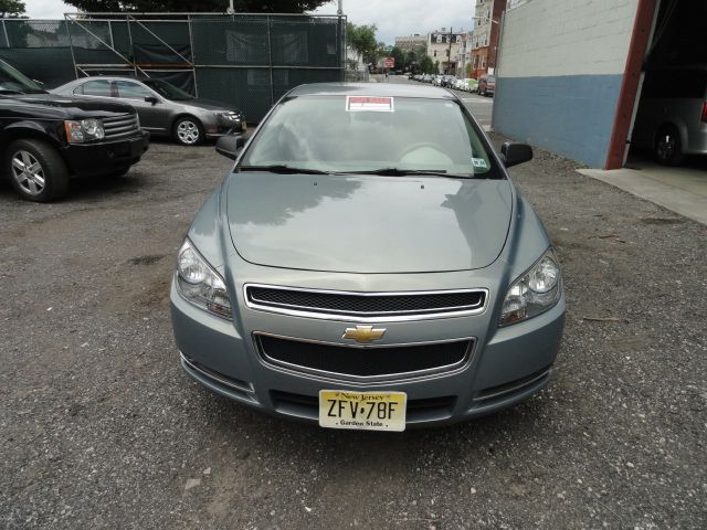 Chevrolet Malibu 2009 photo 2