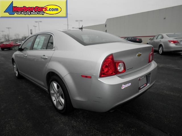 Chevrolet Malibu 2009 photo 2