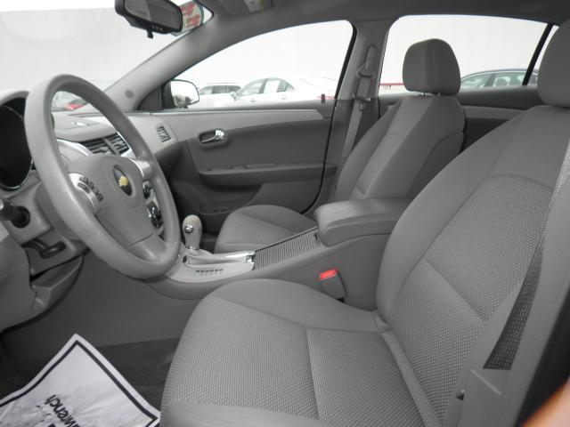 Chevrolet Malibu 2009 photo 4